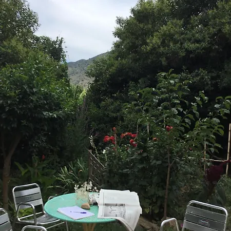 El Retiro De Isabel *